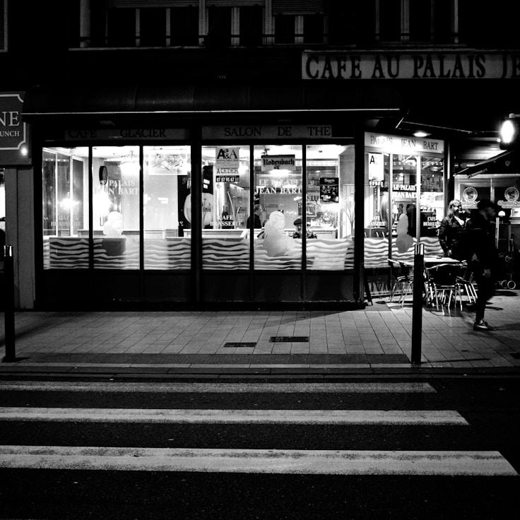 Family terraces and cafés for calm evenings in Madrid